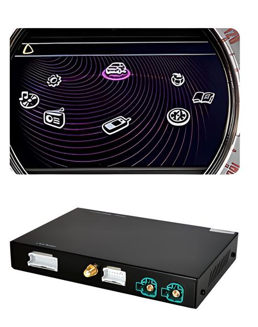 Multimedia-järjestelmä Auto – Langaton Yhteys Ja Ääniohjaus