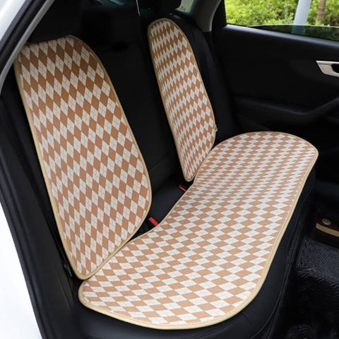 Auton istuinsuojat – Päivittäinen mukavuus ja eleganssi 