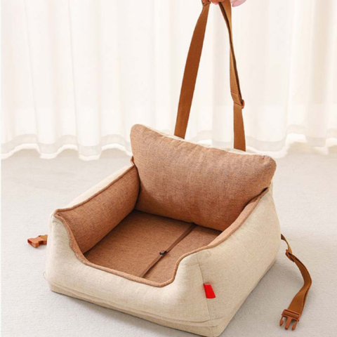 Silla de Coche para Perro – Comodidad y Seguridad en el Coche 
